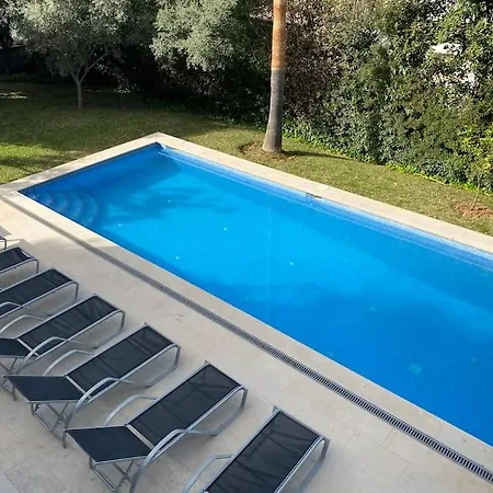 ヴィラ 5 Bedroom With Pool Puerto Pollenca Majorca ポルト・ダ・ポリェンサ
