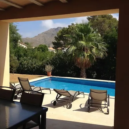 5 Bedroom With Pool Puerto Pollenca Majorca * ポルト・ダ・ポリェンサ